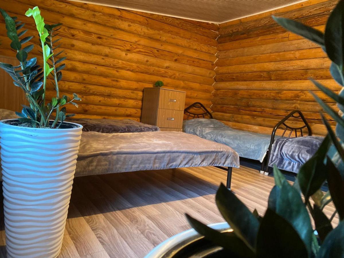 Manor Kolsay Bed and Breakfast Saty Exterior foto